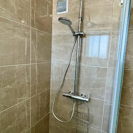 Apartment Seaview, Workspace, Pools, 150m To